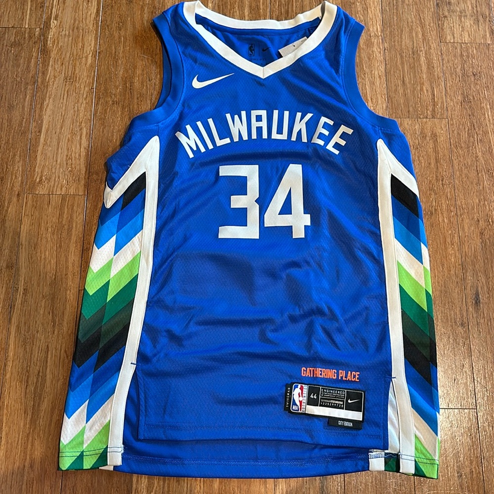 Milwaukee basketball jersey